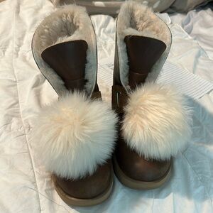 Women’s cold weather Uggs